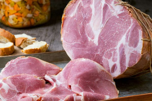 Spalla Cotta di San Secondo: Italská delikatesa s bohatou historií a nezaměnitelným charakterem