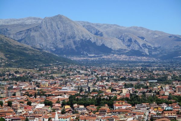 Avezzano: Skrytý poklad Abruzza, kde se historie snoubí s nádhernou přírodou