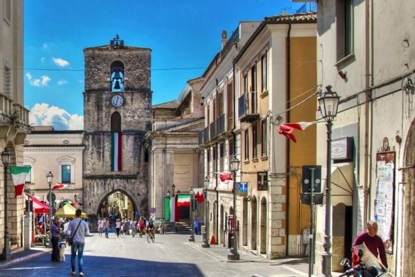 Isernia: Tajemství malebného města v srdci Itálie