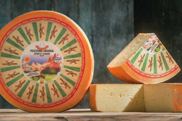Puzzone di Moena: skvost italských sýrů z Dolomit