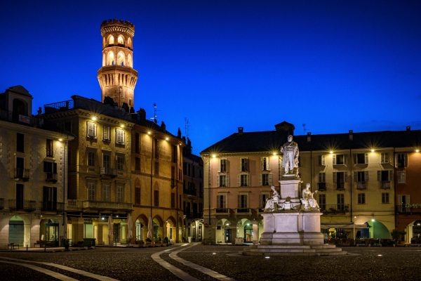 Vercelli: Skrytý klenot Piemontu, kde se historie setkává s gastronomickou lahodností